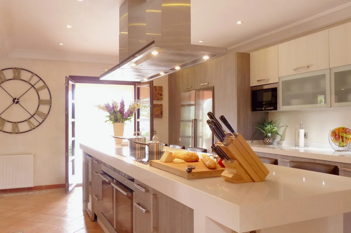 6-Bedroom Villa in El Madroñal 5