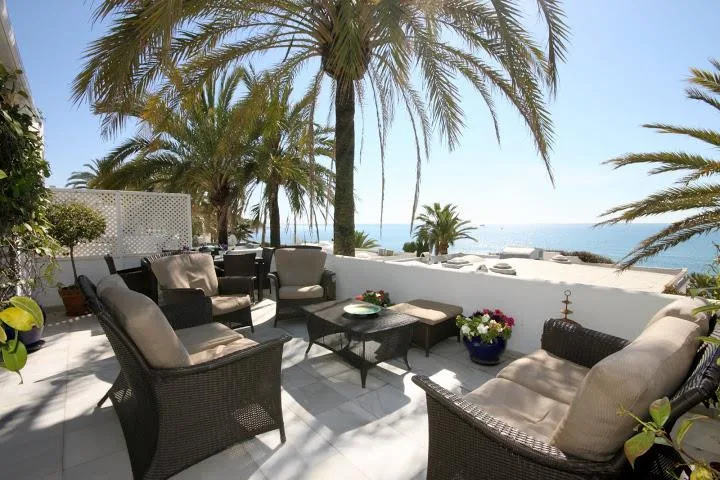 4-Bedroom Villa in The Golden Mile — The Golden Mile