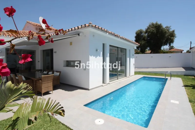 3-Bedroom Villa in The Golden Mile — The Golden Mile
