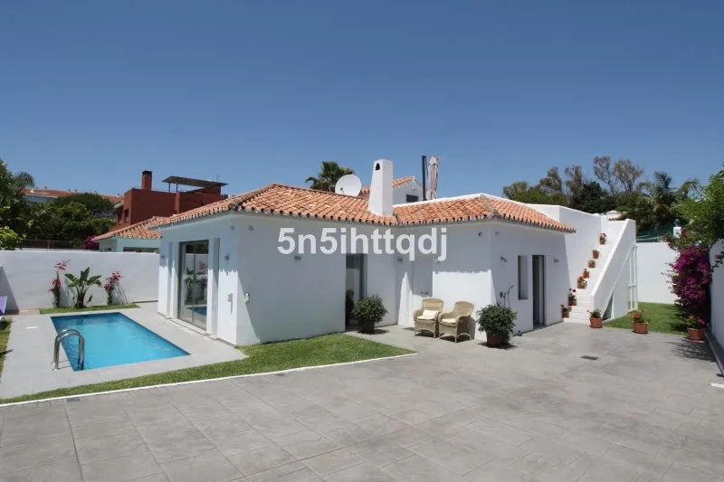 3-Bedroom Villa in The Golden Mile 3