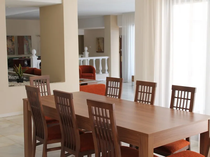 6-Bedroom Villa in Puerto Banús 4