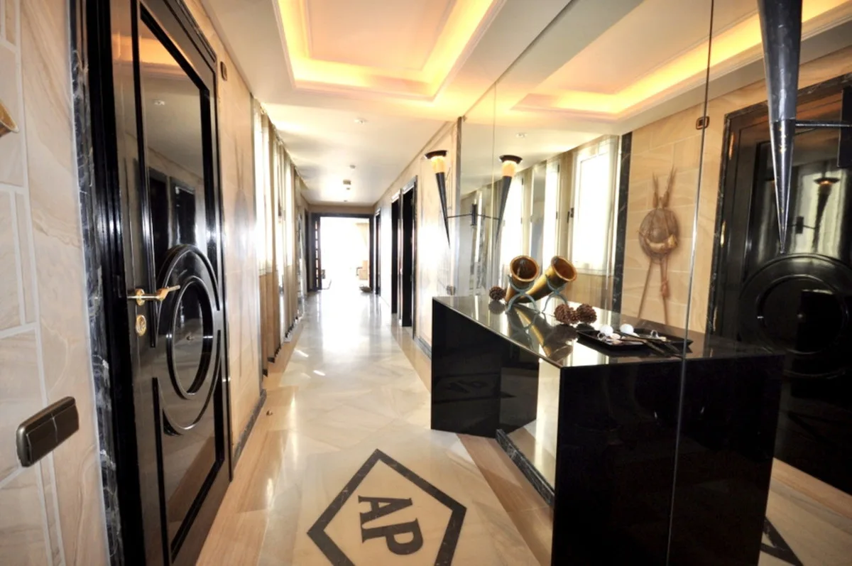 3-Bedroom Apartment in The Golden Mile 3