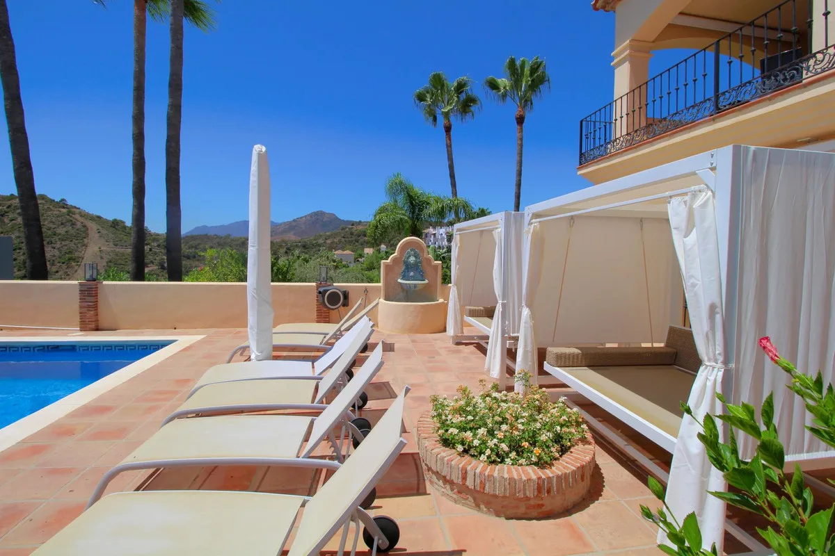 5-Bedroom Villa in Los Arqueros 4