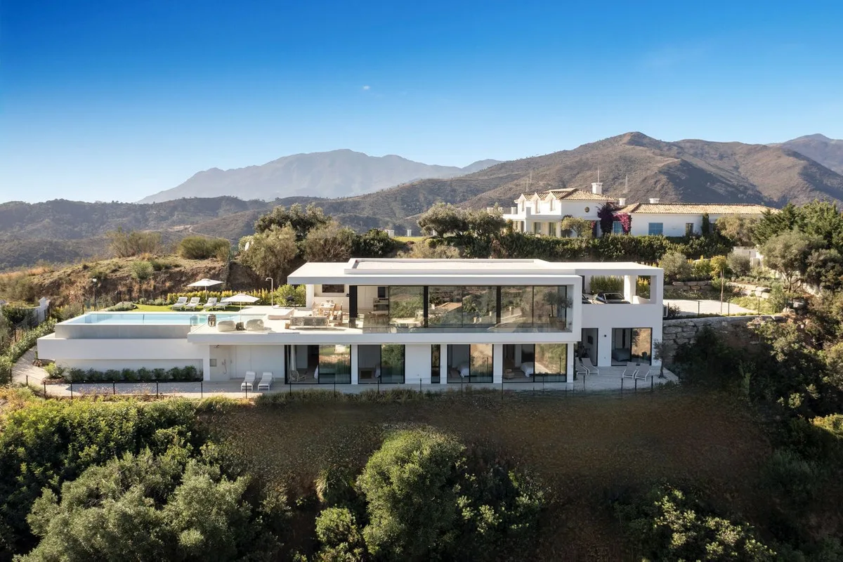 6-Bedroom Villa in Benahavís Main