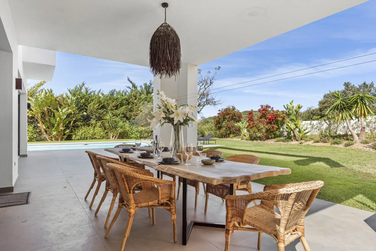 4-Bedroom Villa in Las Chapas 2