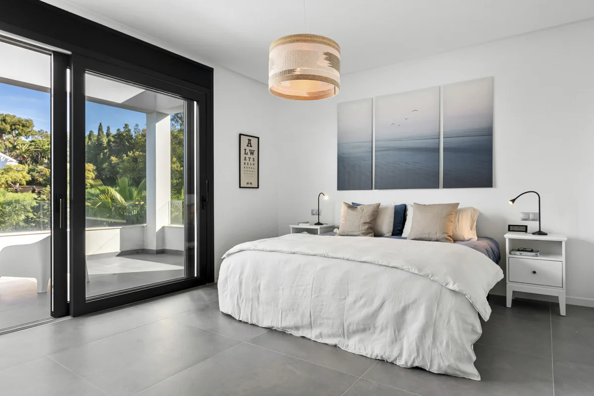 4-Bedroom Villa in Las Chapas 4