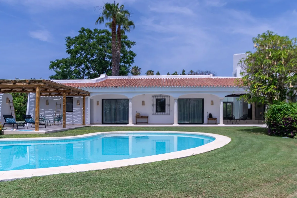 7-Bedroom Villa in Guadalmina Baja — Guadalmina Baja