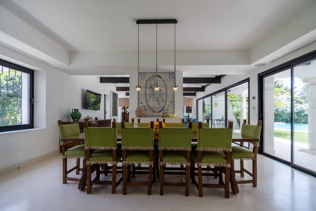 7-Bedroom Villa in Guadalmina Baja 5