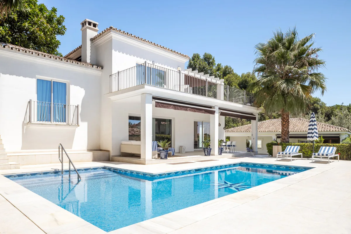 4-Bedroom Villa in The Golden Mile — The Golden Mile