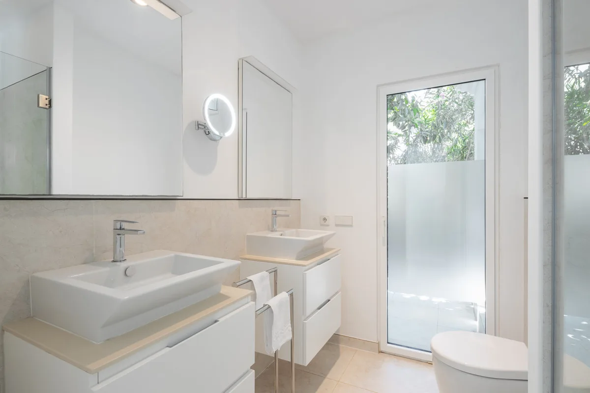 4-Bedroom Villa in The Golden Mile 2