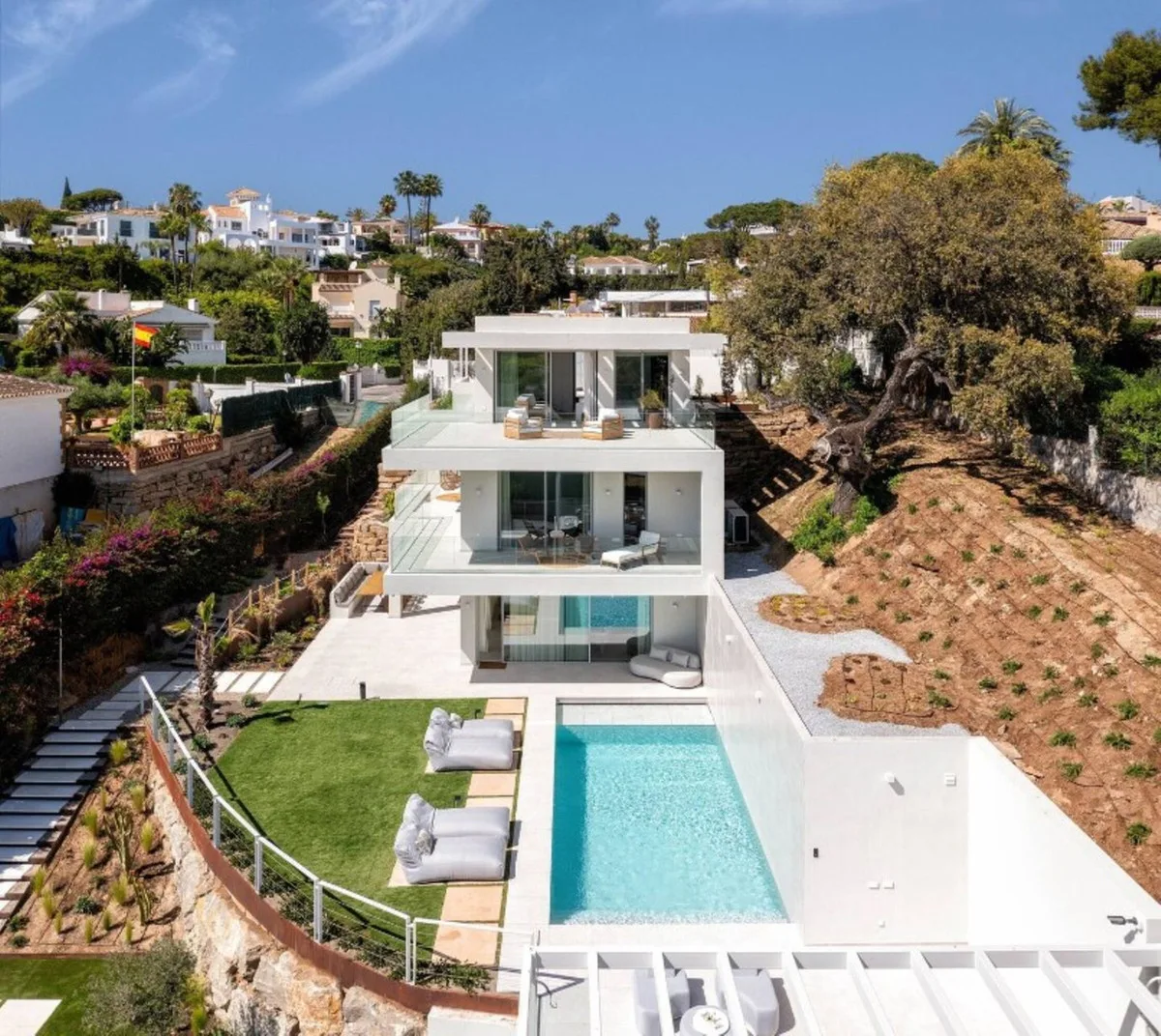5-Bedroom Villa in Elviria Main