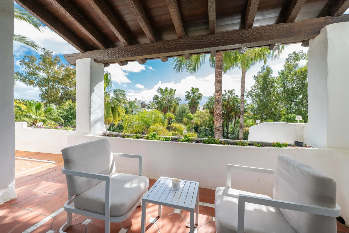 3-Bedroom Apartment in Puerto Banús 5