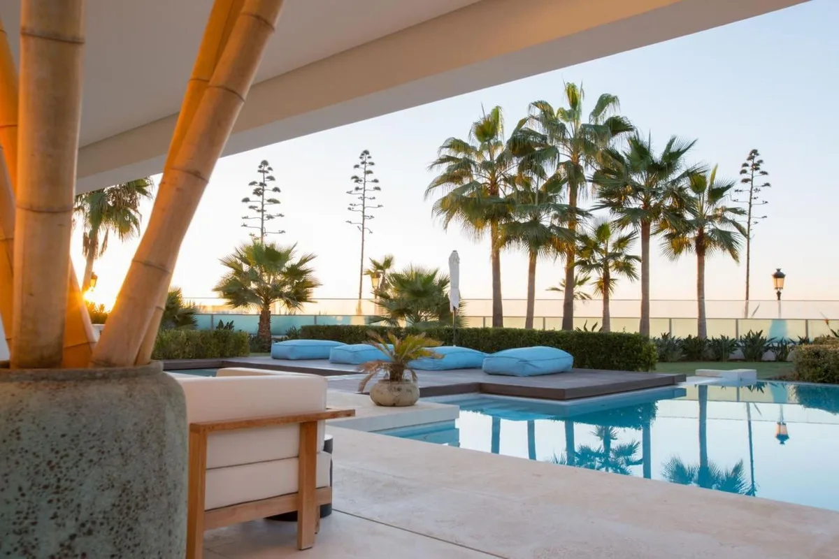 6-Bedroom Villa in Marbella — Marbella