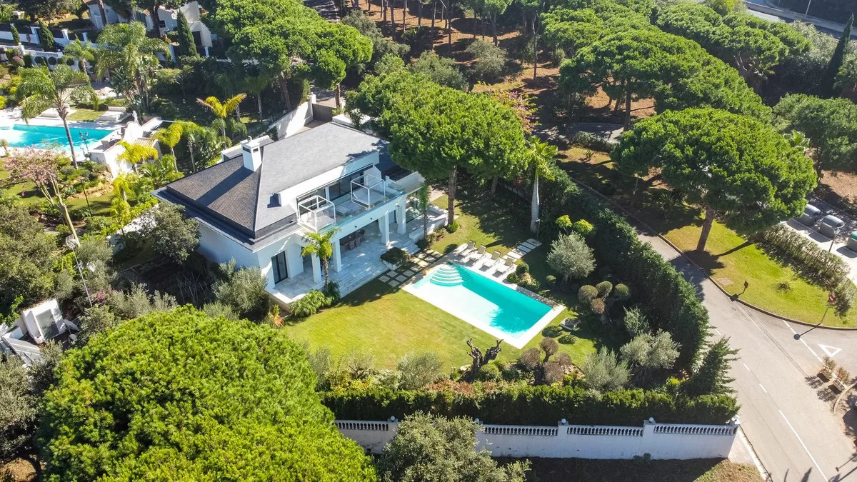 4-Bedroom Villa in Las Chapas — Las Chapas