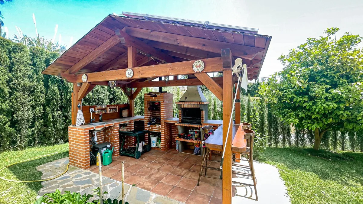 6-Bedroom Villa in El Rosario 4