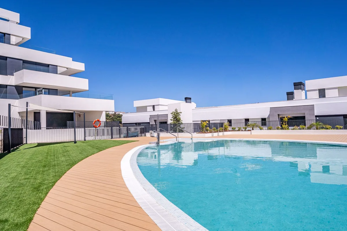 3-Bedroom Apartment in Altos de los Monteros — Altos de los Monteros