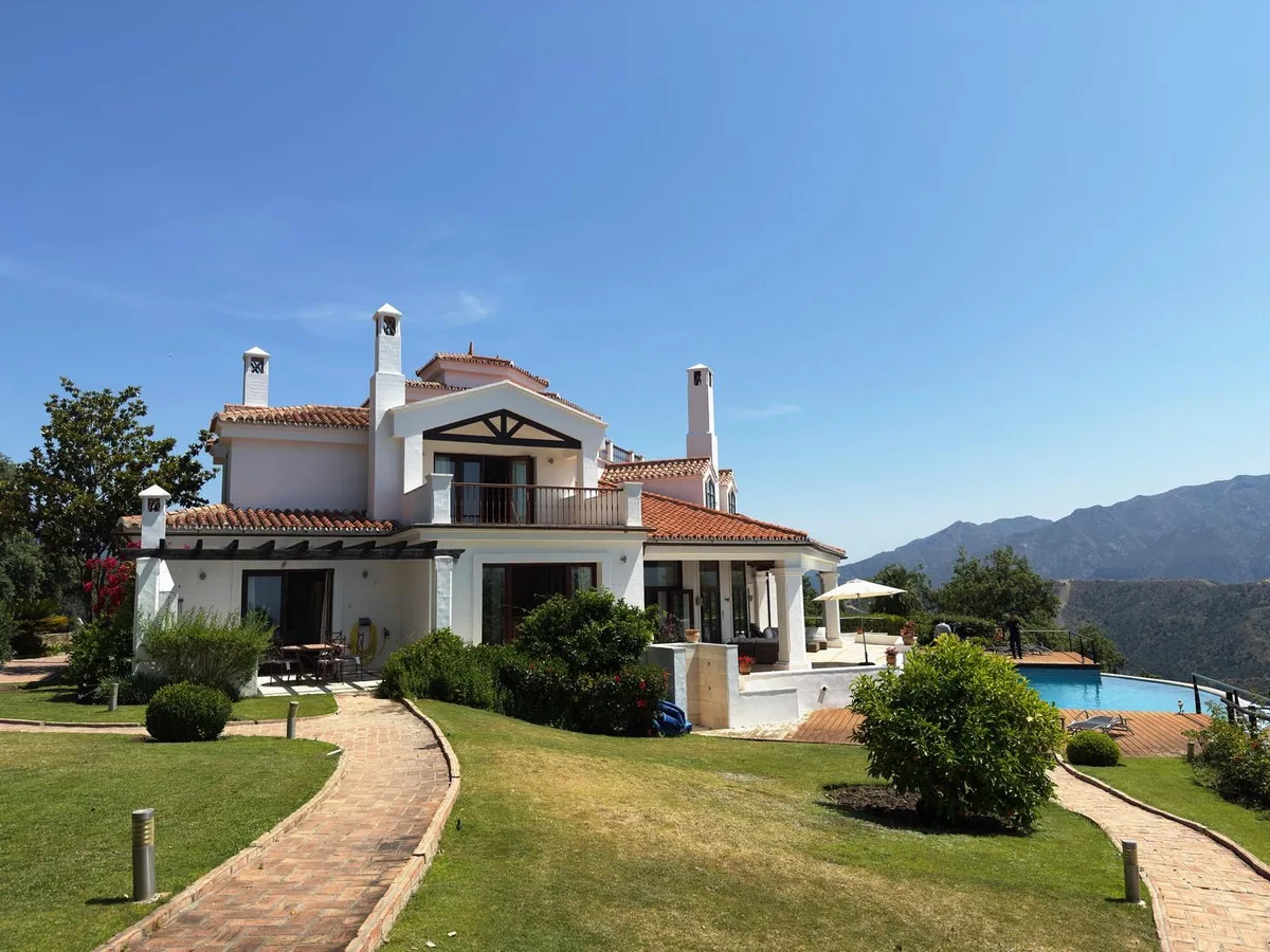 5-Bedroom Villa in La Zagaleta — La Zagaleta