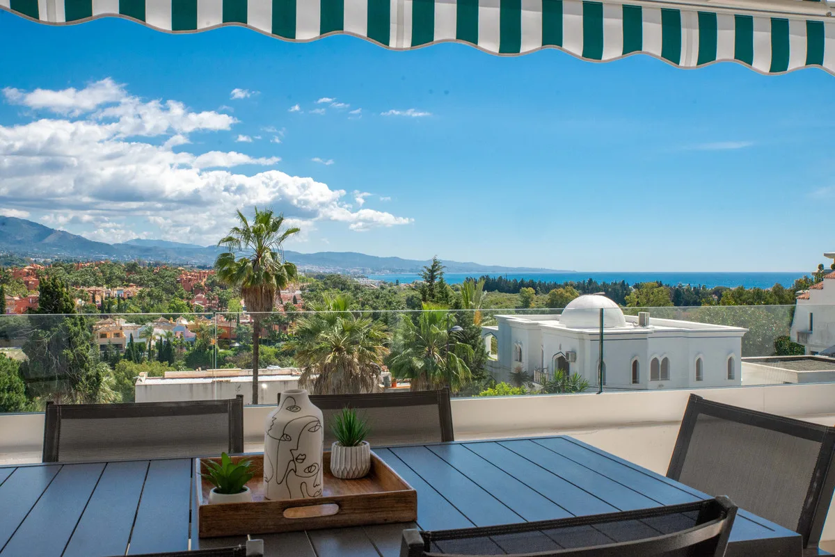 3-Bedroom Apartment in Nueva Andalucía Main