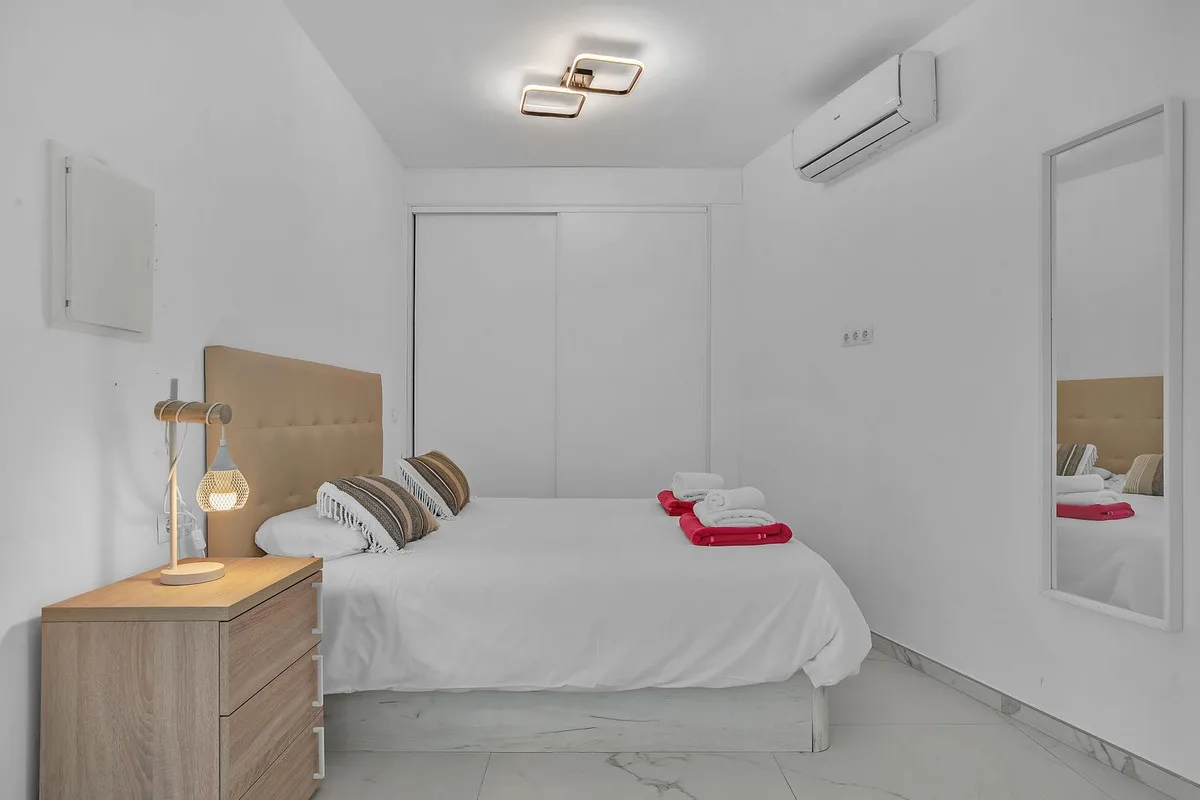 6-Bedroom Villa in Nueva Andalucía Main