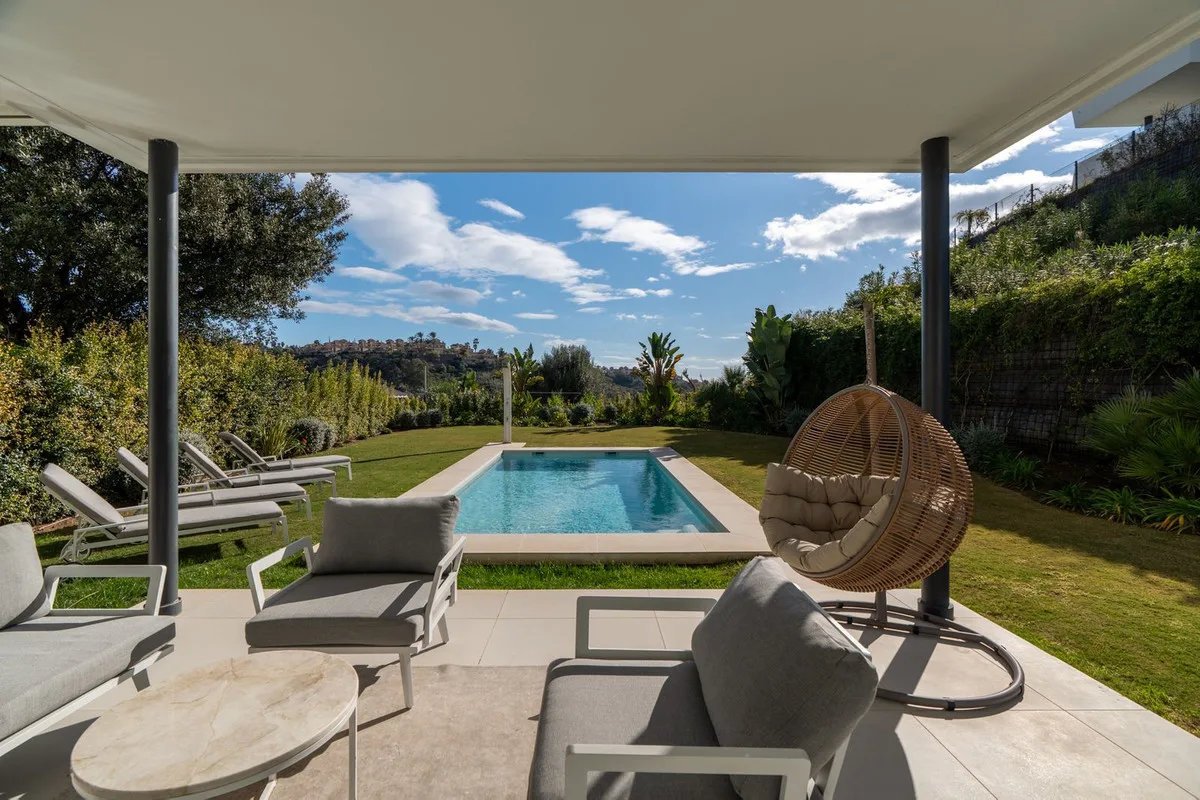4-Bedroom Villa in Santa Clara 3