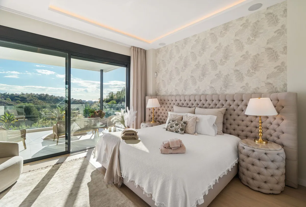 4-Bedroom Villa in Santa Clara 4