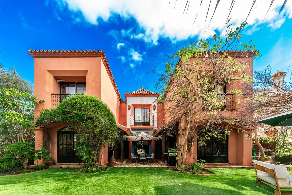 3-Bedroom Villa in Guadalmina Baja — Guadalmina Baja