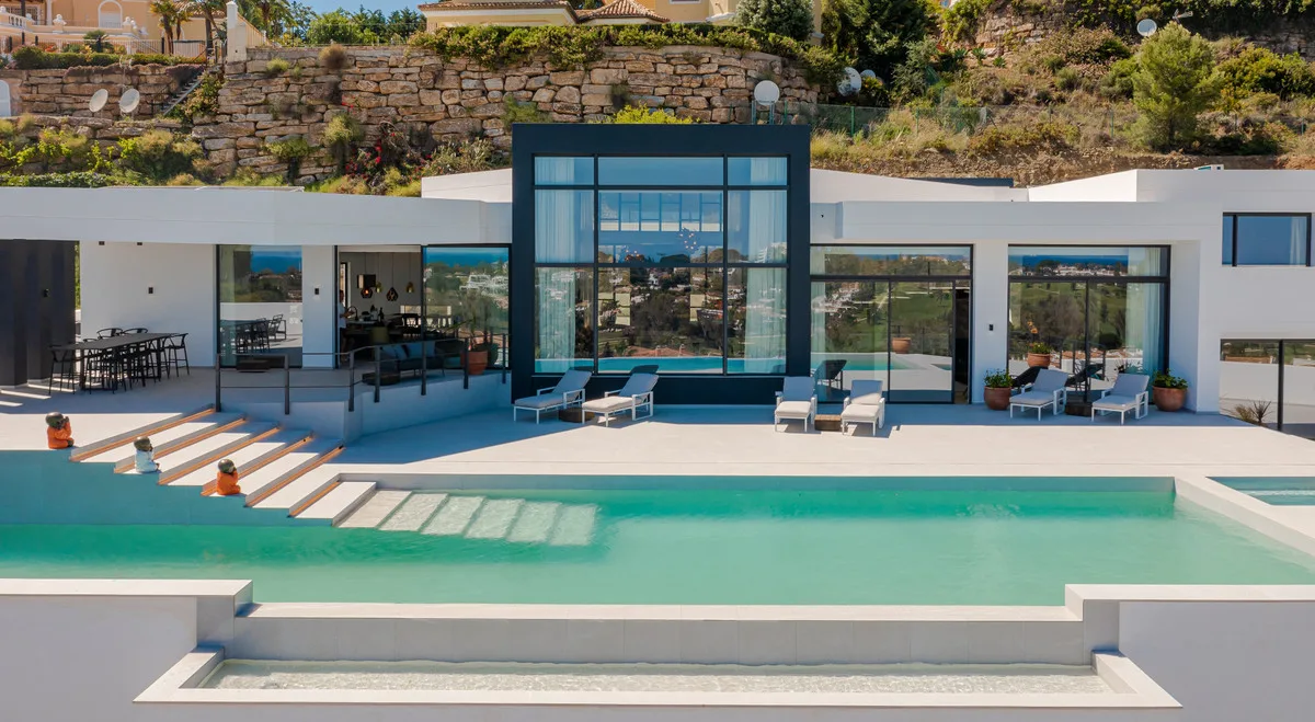 6-Bedroom Villa in Benahavís Main