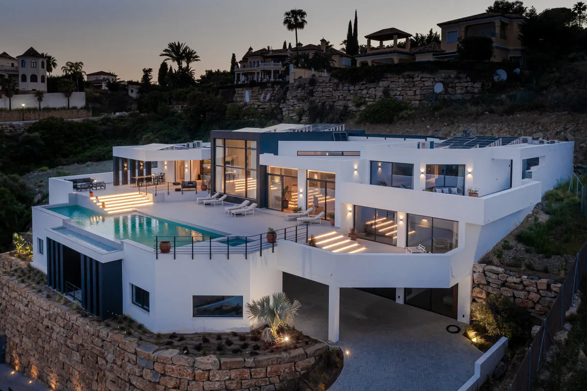6-Bedroom Villa in Benahavís 2