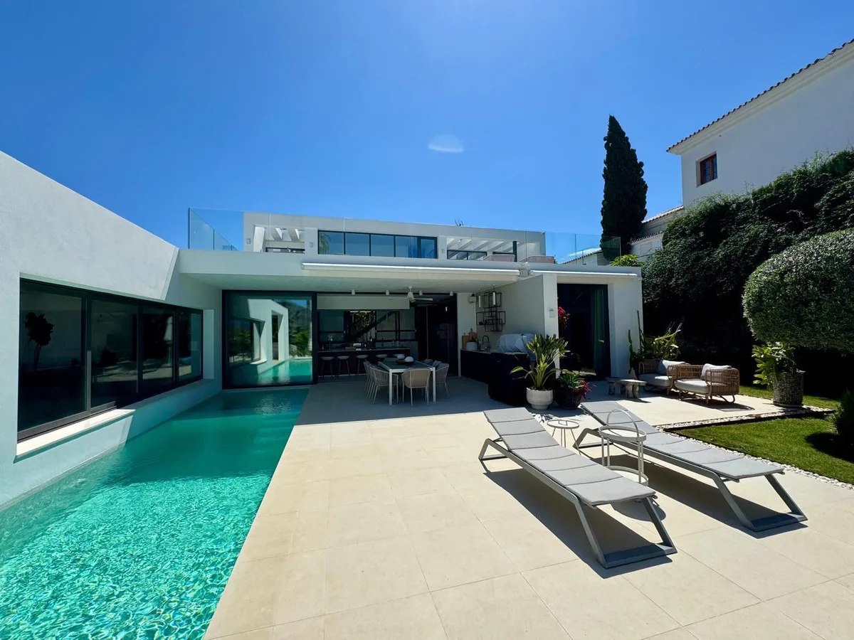 6-Bedroom Villa in Benahavís 2