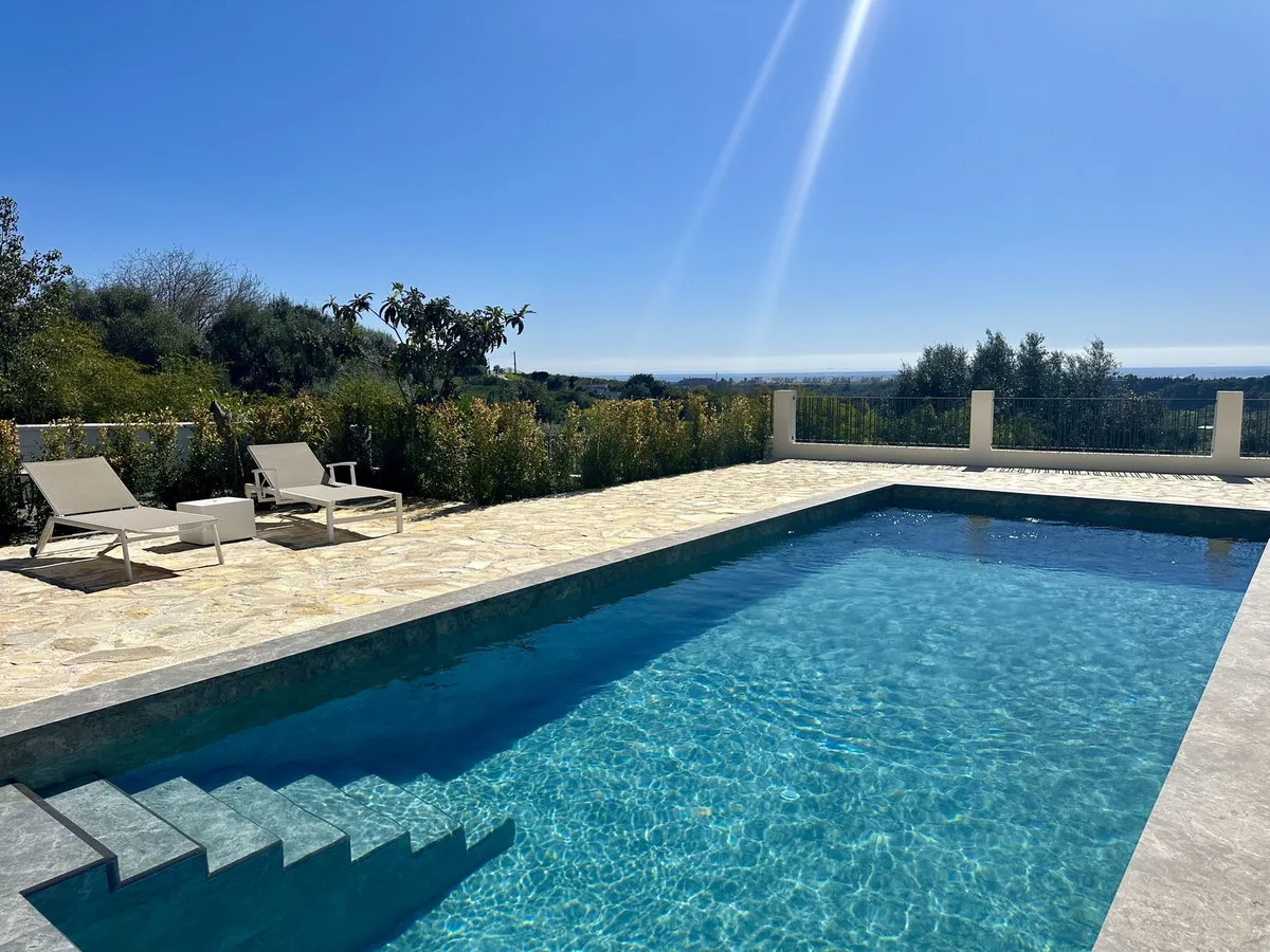 5-Bedroom Villa in Estepona 5