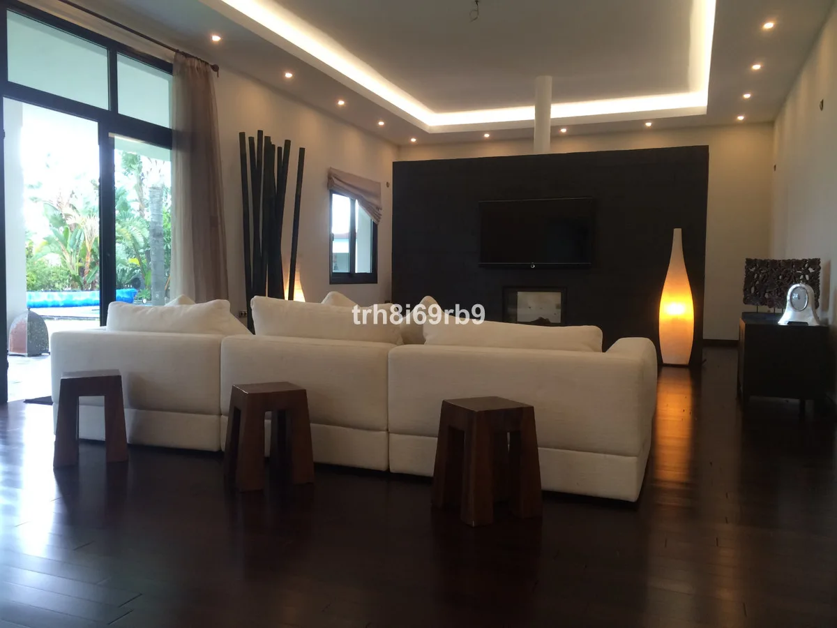 4-Bedroom Villa in Benahavís 5