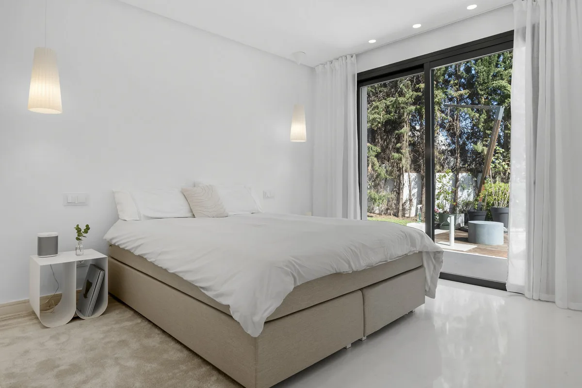 5-Bedroom Villa in Nueva Andalucía 5