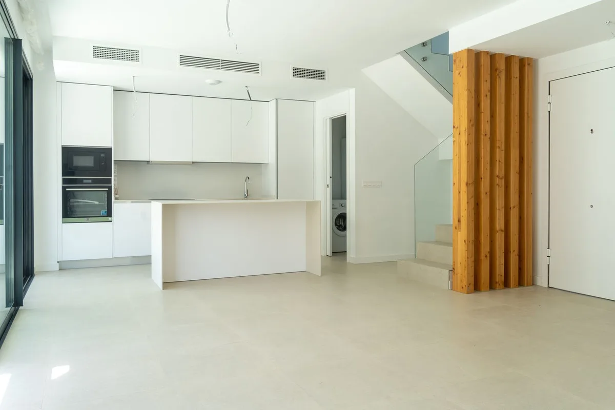 3-Bedroom Villa in El Paraiso 3