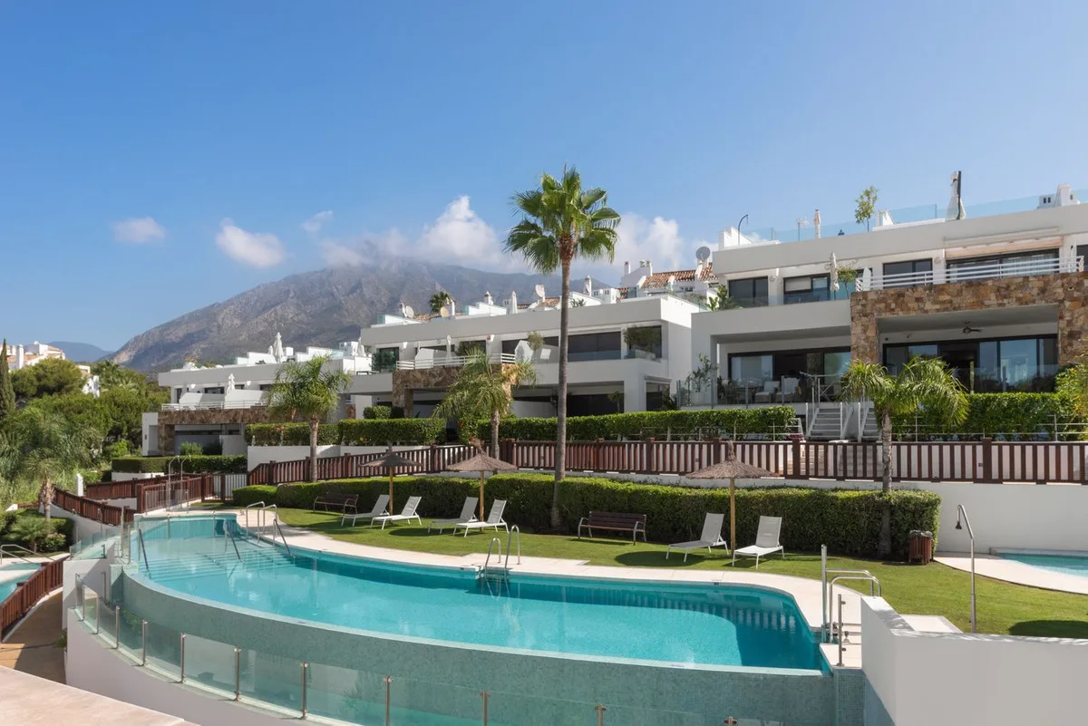 3-Bedroom Townhouse in The Golden Mile 2