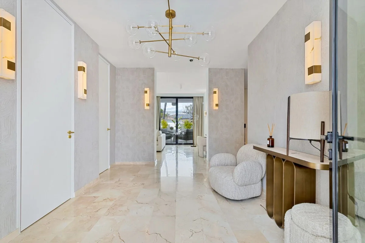 9-Bedroom Villa in Guadalmina Alta 3