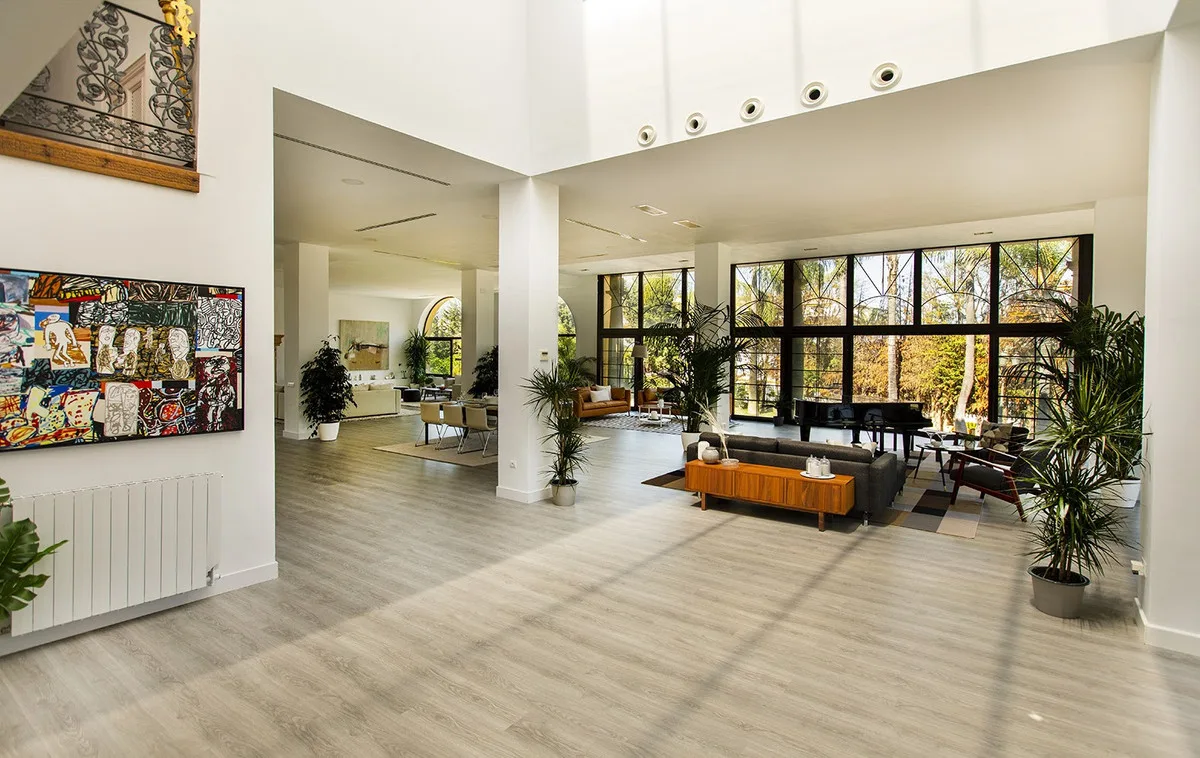 10-Bedroom Villa in Nueva Andalucía 3