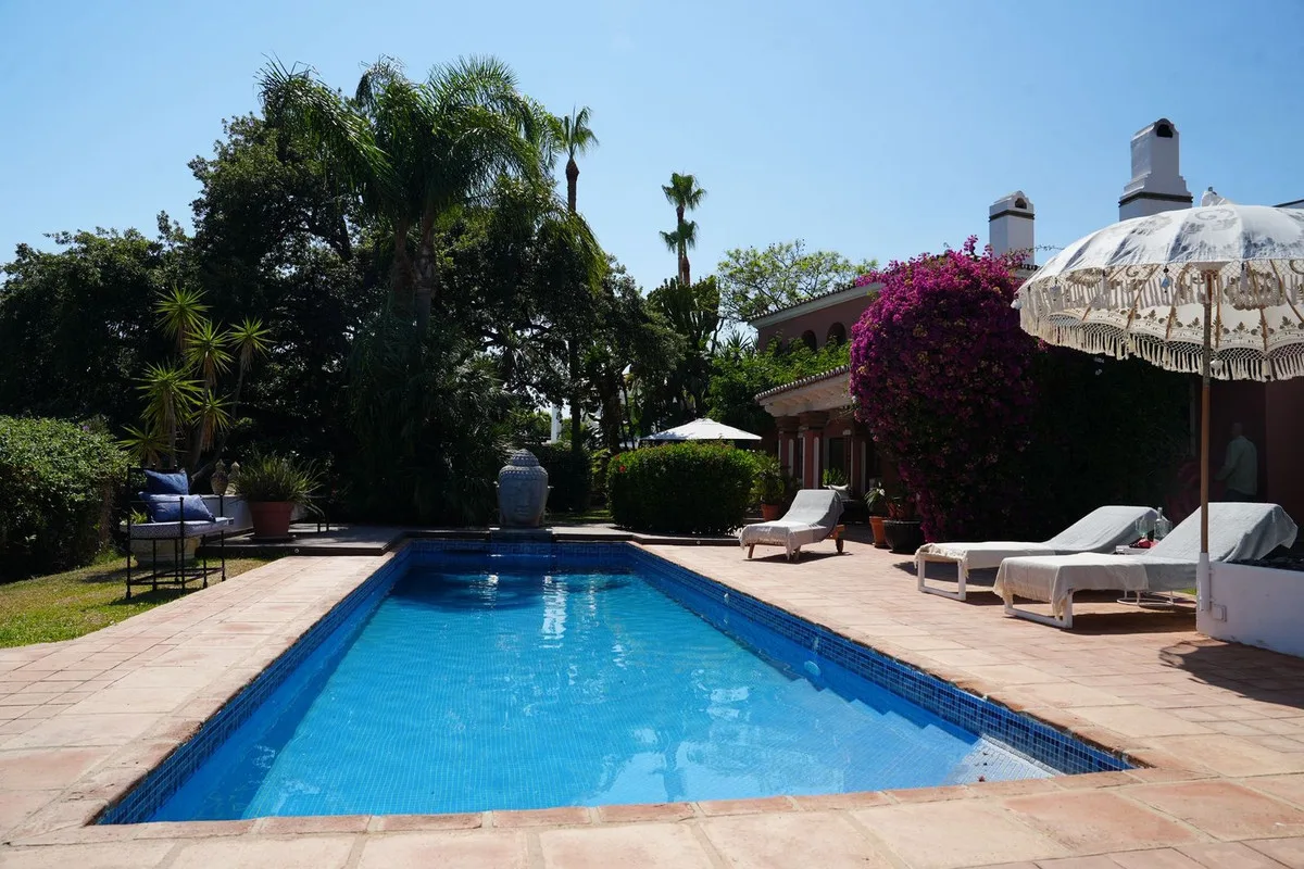 4-Bedroom Villa in Benahavís 2