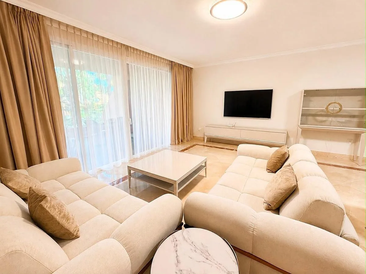 3-Bedroom Apartment in San Pedro de Alcántara 2