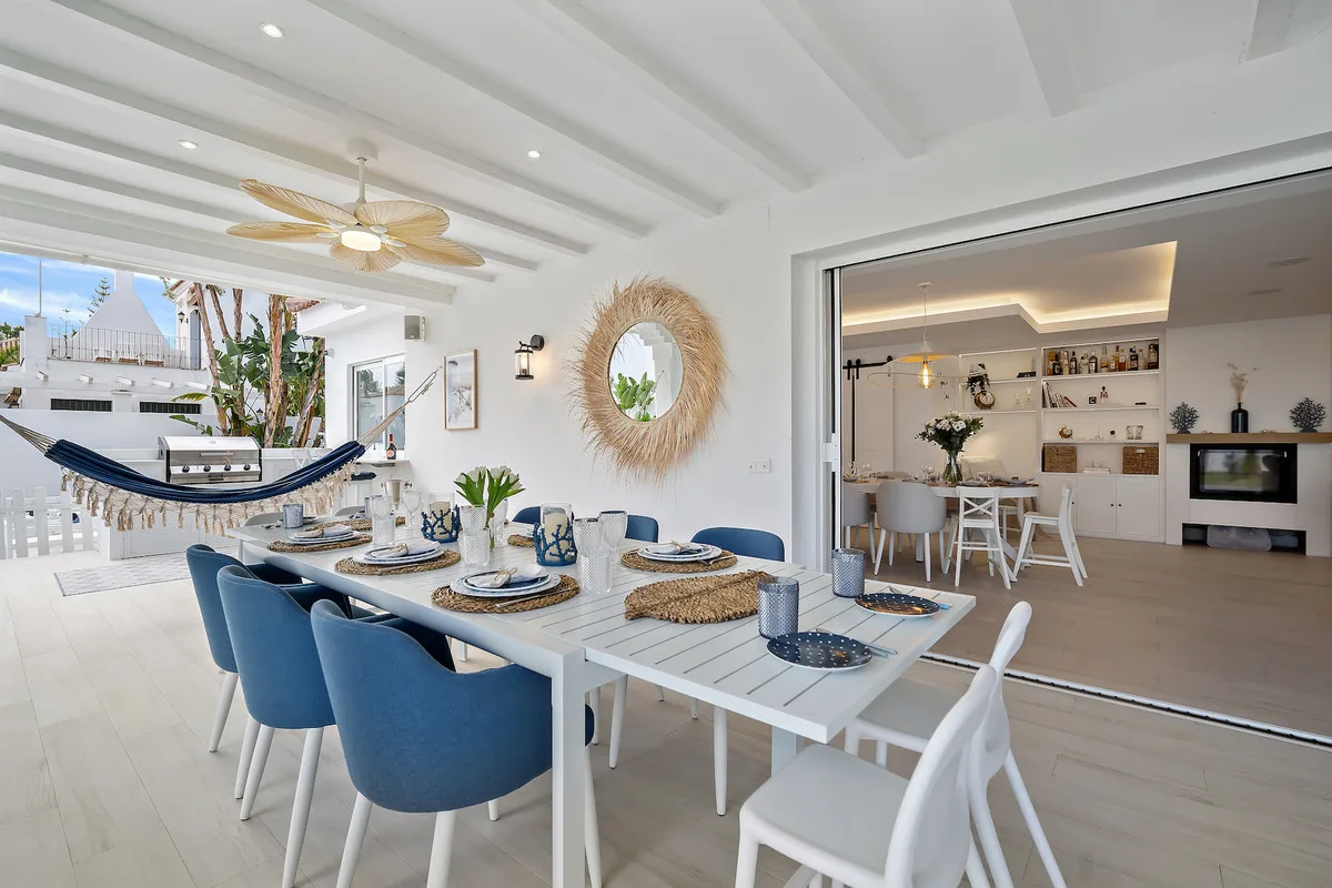5-Bedroom Villa in Cortijo Blanco 5