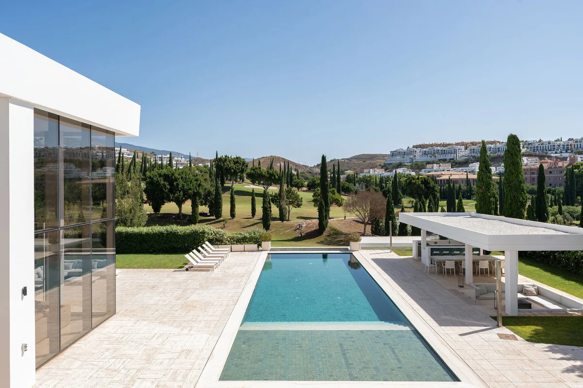 6-Bedroom Villa in Los Flamingos 2