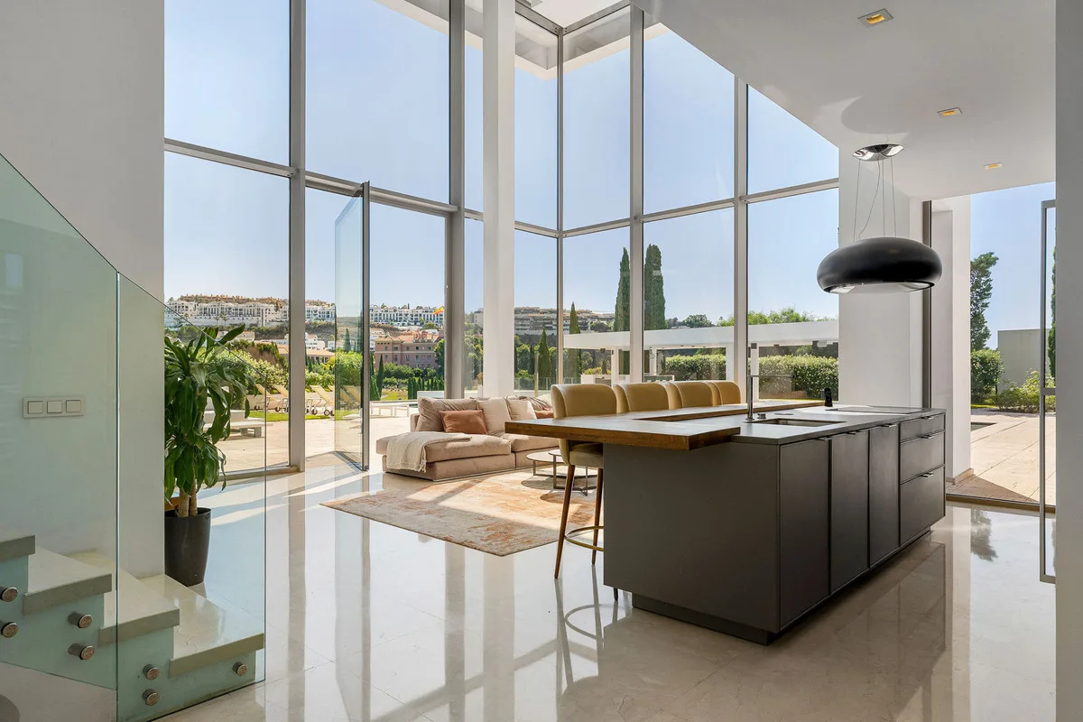6-Bedroom Villa in Los Flamingos 4