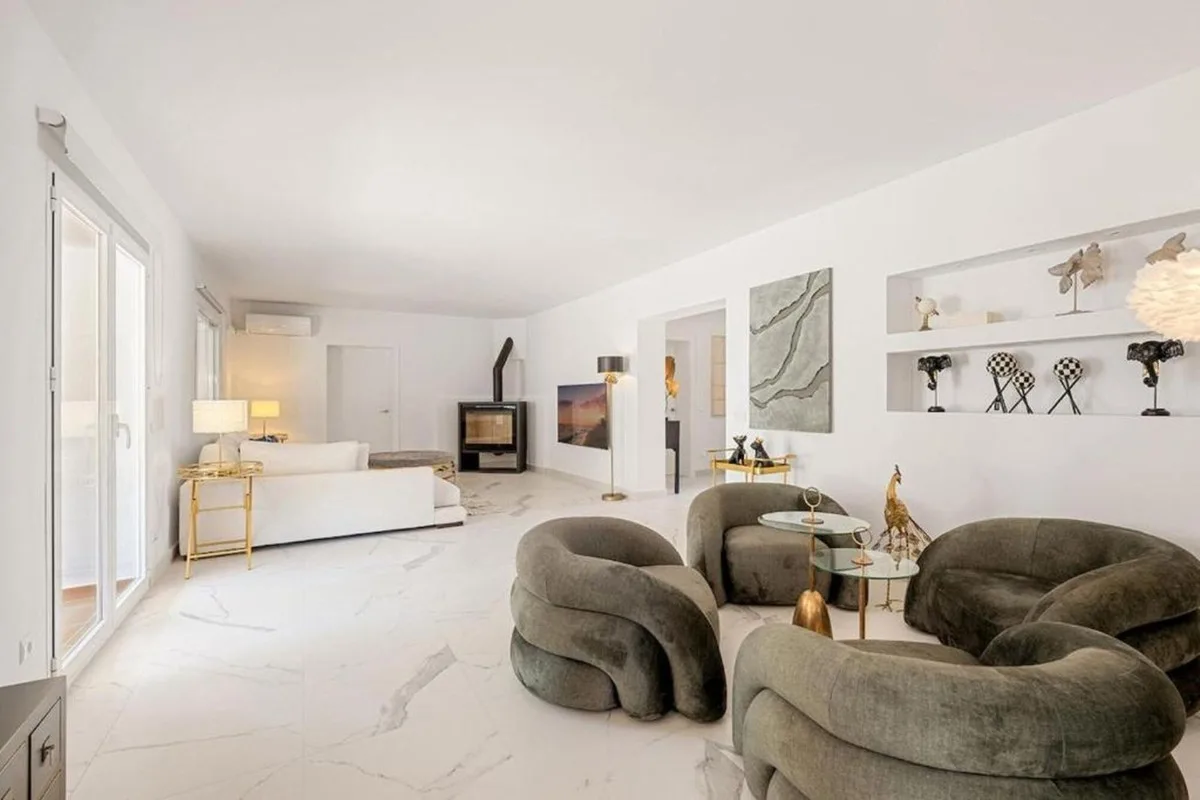 7-Bedroom Villa in Marbella 4